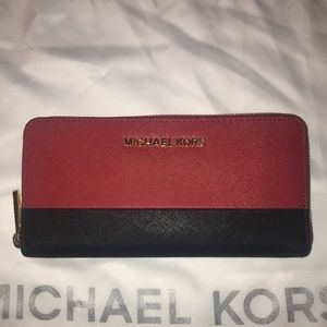Michael Kors Jet Set Two-Toned Wallet